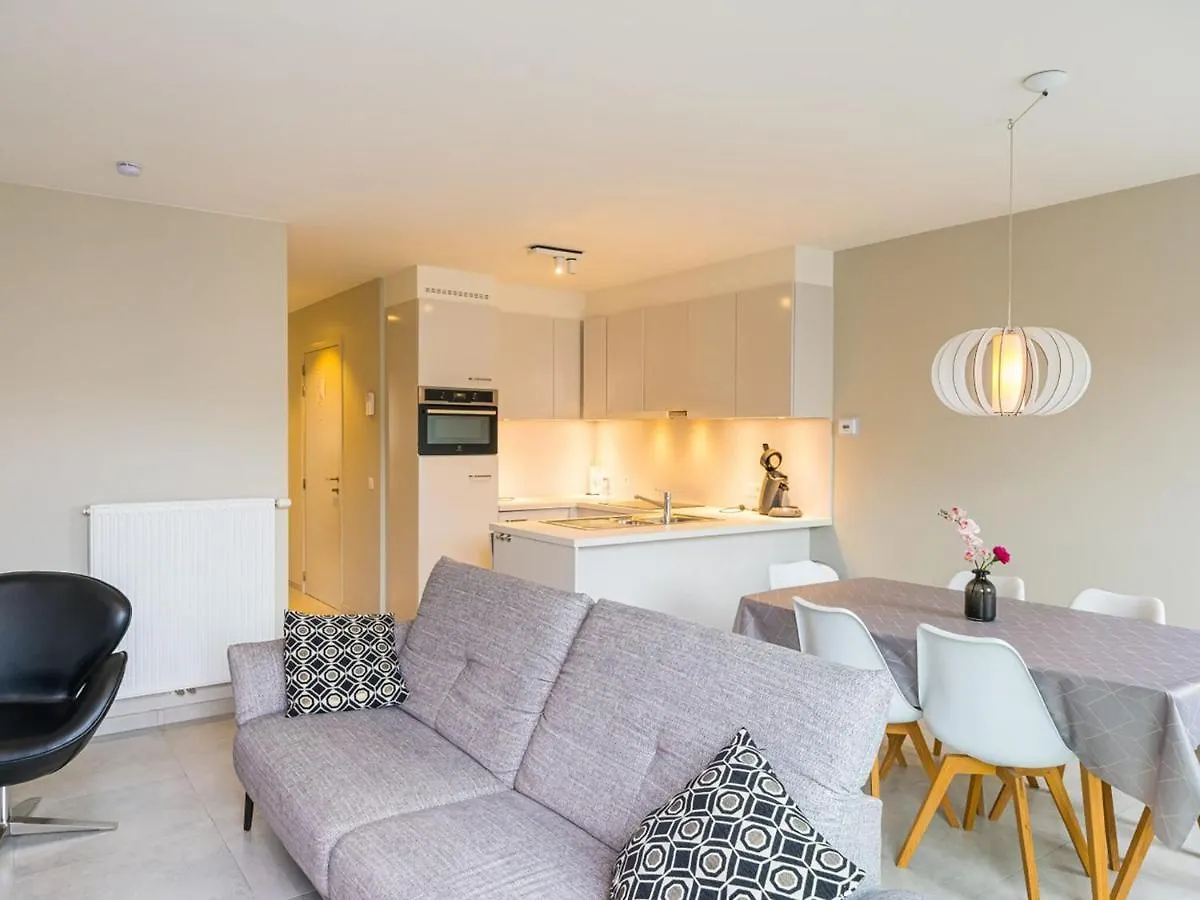 Bright Apartment With Terrace Middelkerke